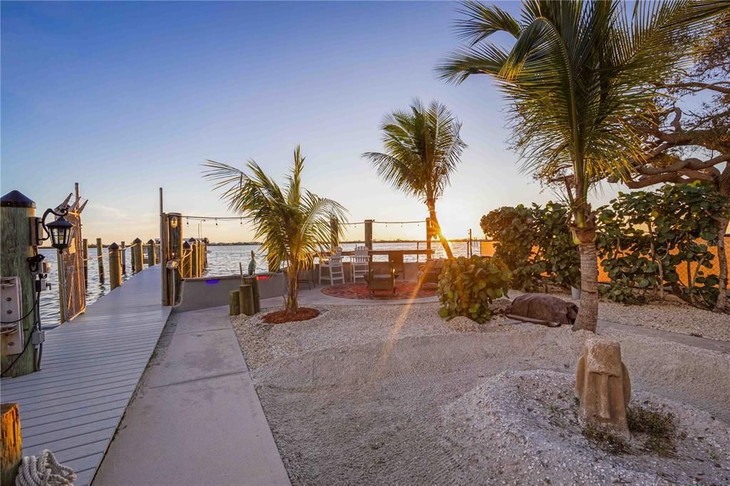 出租: $5,500 (3 贝兹, 3 浴室, 2169 平方英尺)