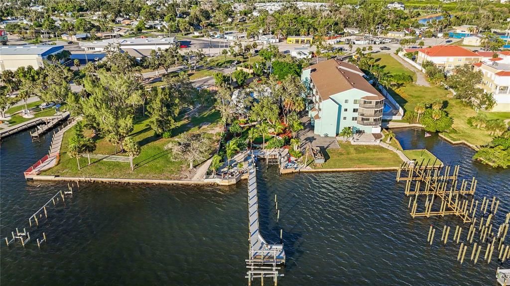 出租: $5,500 (3 贝兹, 3 浴室, 2169 平方英尺)