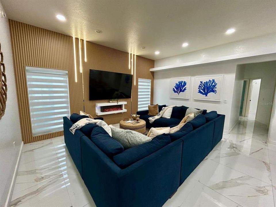 На продажу: $535,790 (4 спален, 2 ванн, 2240 Квадратных фут)