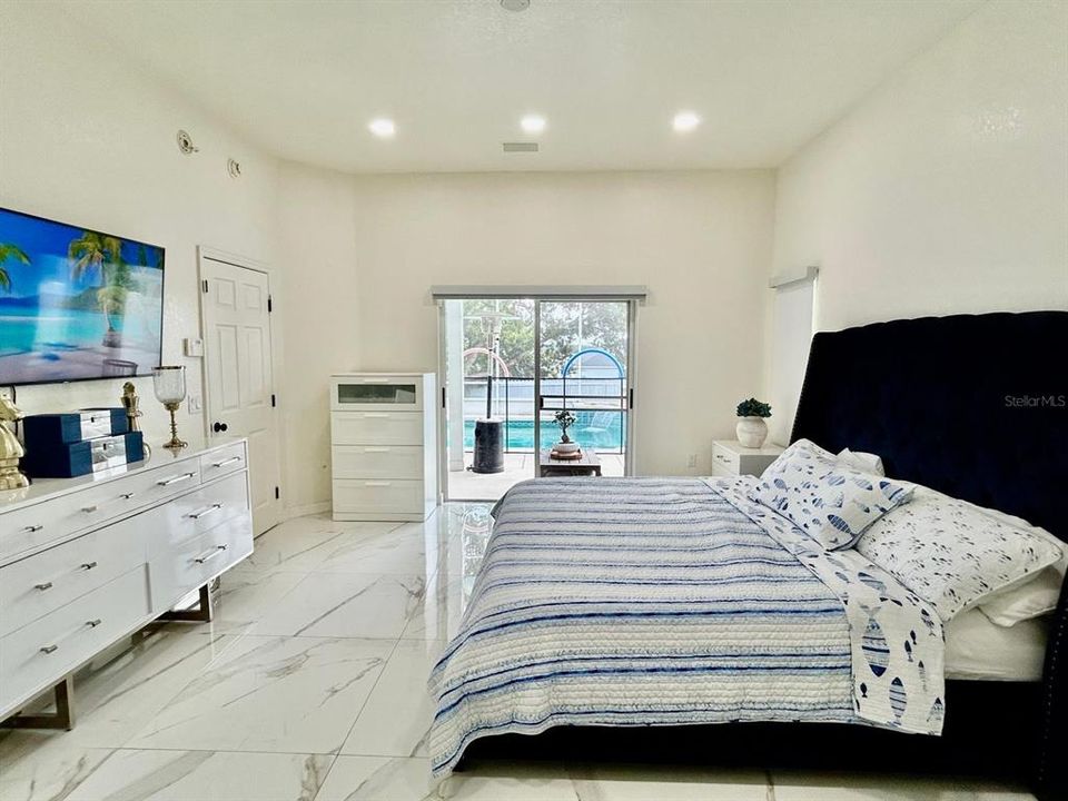 На продажу: $535,790 (4 спален, 2 ванн, 2240 Квадратных фут)