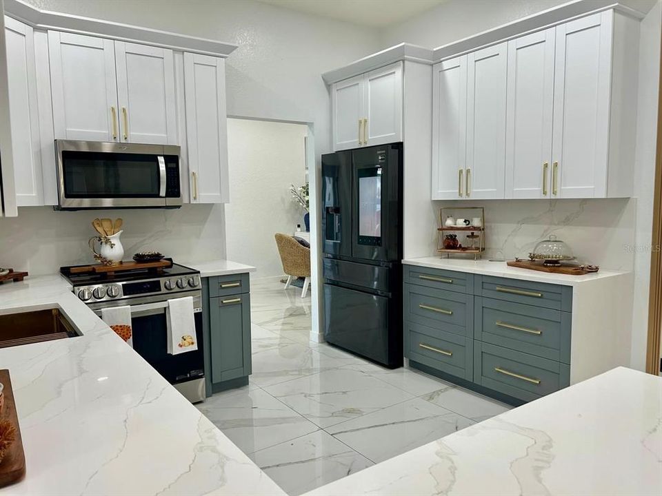 На продажу: $535,790 (4 спален, 2 ванн, 2240 Квадратных фут)