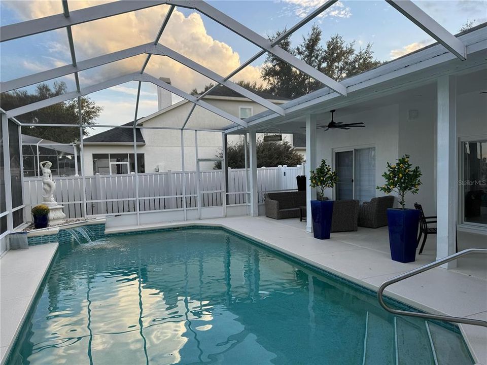 На продажу: $535,790 (4 спален, 2 ванн, 2240 Квадратных фут)