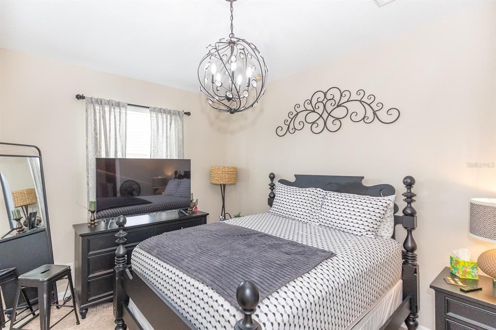 En Venta: $249,900 (2 camas, 2 baños, 987 Pies cuadrados)