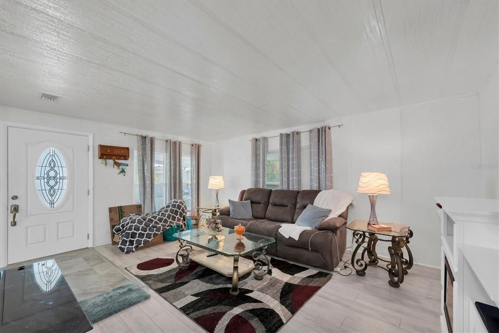 En Venta: $249,000 (2 camas, 2 baños, 1080 Pies cuadrados)