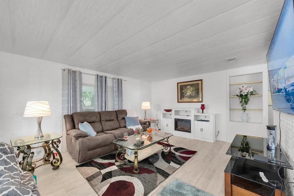 En Venta: $249,000 (2 camas, 2 baños, 1080 Pies cuadrados)