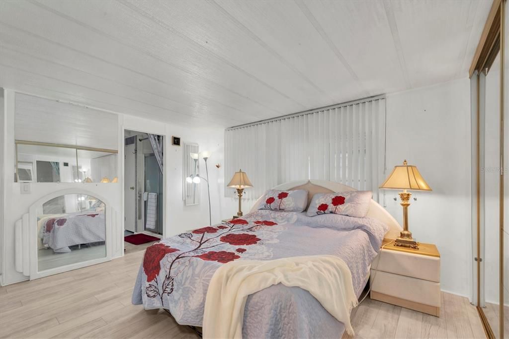 En Venta: $249,000 (2 camas, 2 baños, 1080 Pies cuadrados)