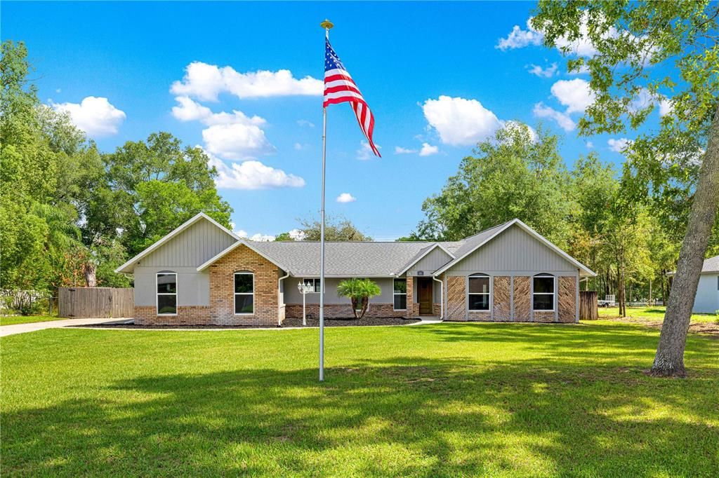 Recently Sold: $469,000 (3 beds, 2 baths, 2662 Square Feet)