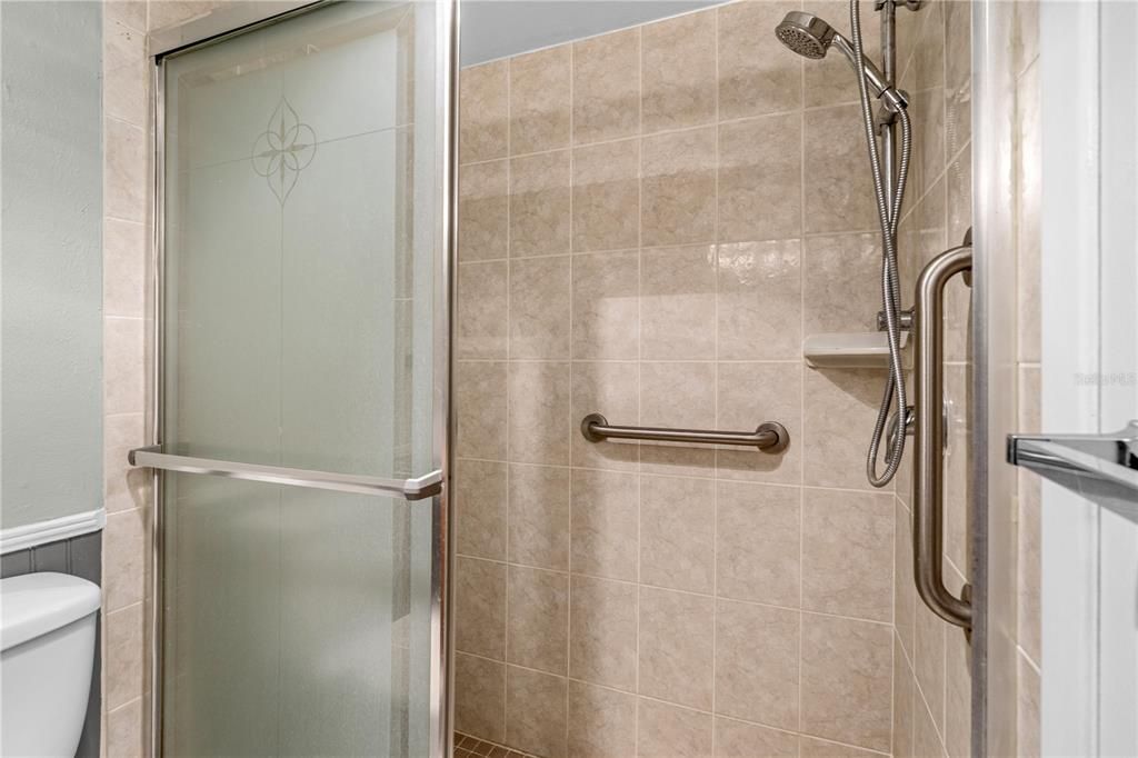 待售: $225,000 (1 贝兹, 1 浴室, 459 平方英尺)