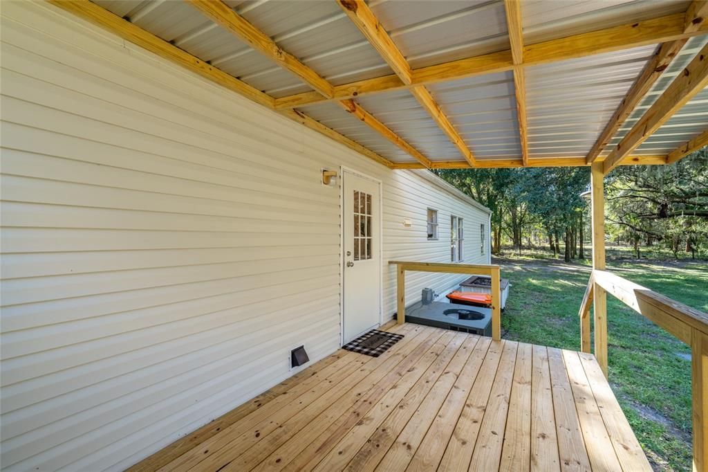 For Sale: $345,000 (3 beds, 2 baths, 1248 Square Feet)