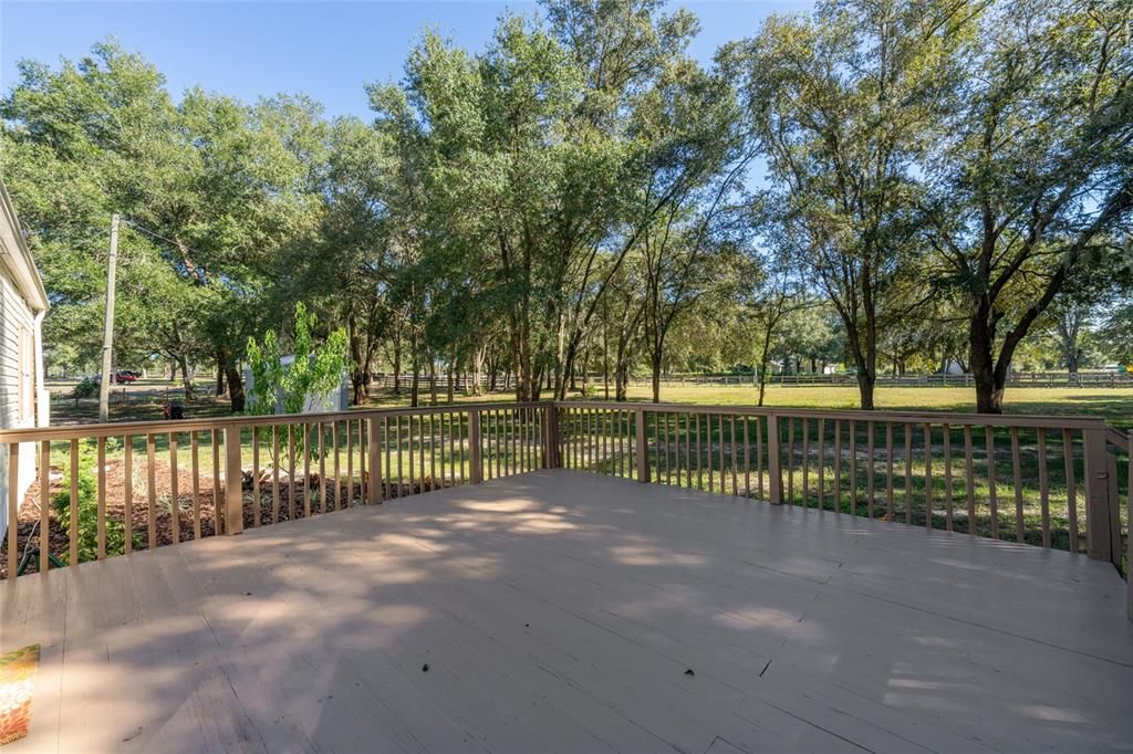 For Sale: $345,000 (3 beds, 2 baths, 1248 Square Feet)