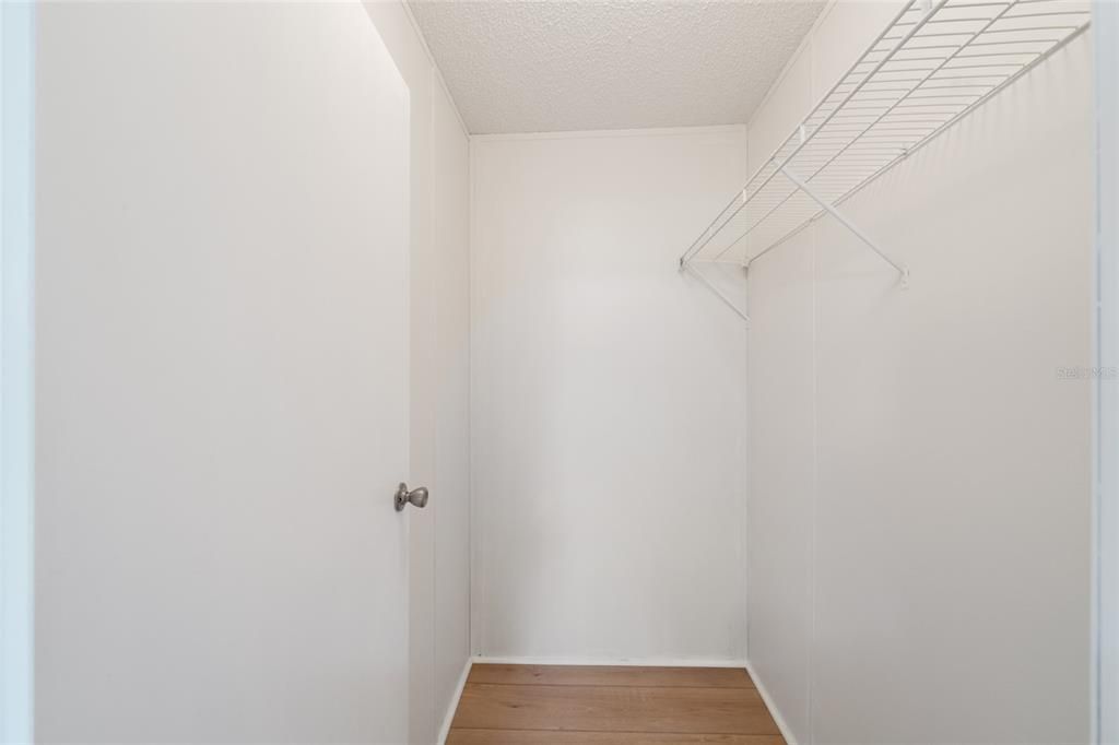 For Sale: $345,000 (3 beds, 2 baths, 1248 Square Feet)