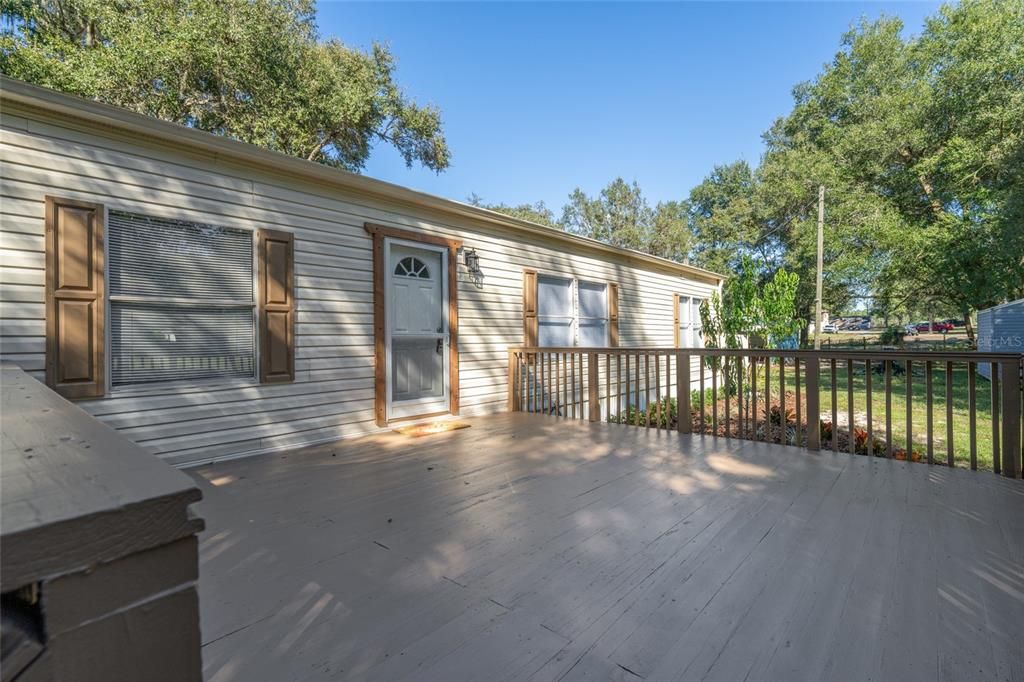 For Sale: $345,000 (3 beds, 2 baths, 1248 Square Feet)