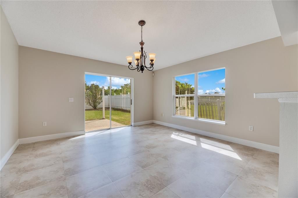 For Sale: $315,000 (3 beds, 2 baths, 1874 Square Feet)