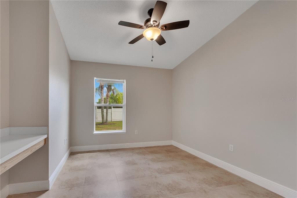 For Sale: $315,000 (3 beds, 2 baths, 1874 Square Feet)