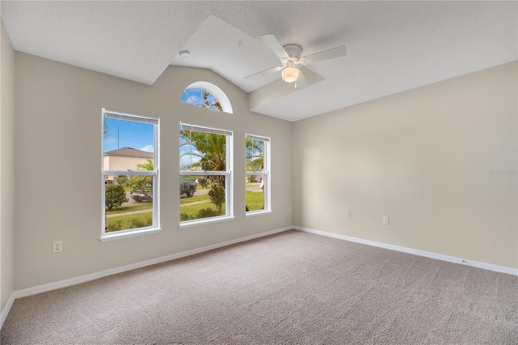 For Sale: $315,000 (3 beds, 2 baths, 1874 Square Feet)