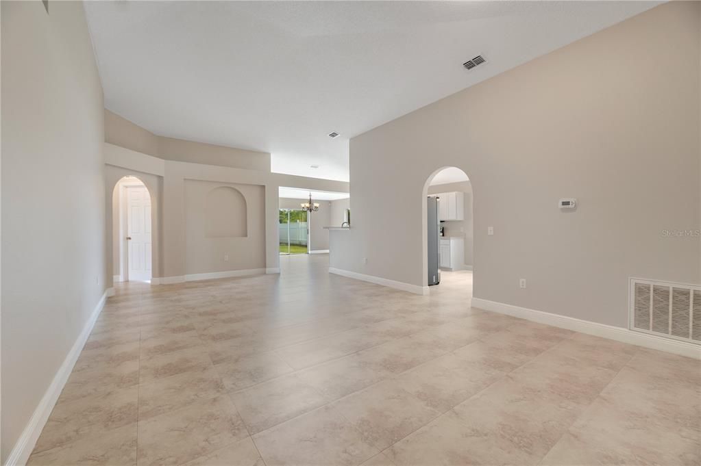 For Sale: $315,000 (3 beds, 2 baths, 1874 Square Feet)