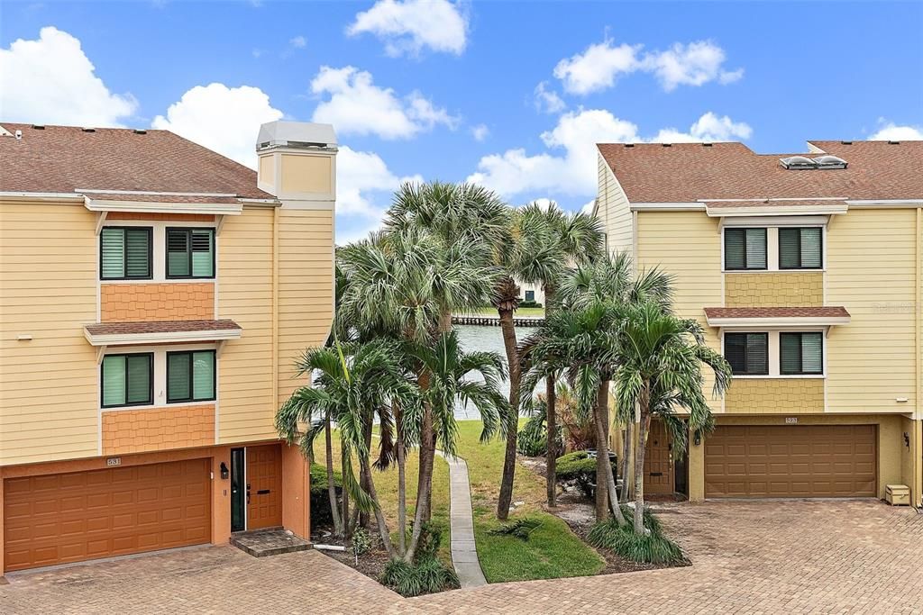 For Sale: $719,000 (3 beds, 2 baths, 2025 Square Feet)