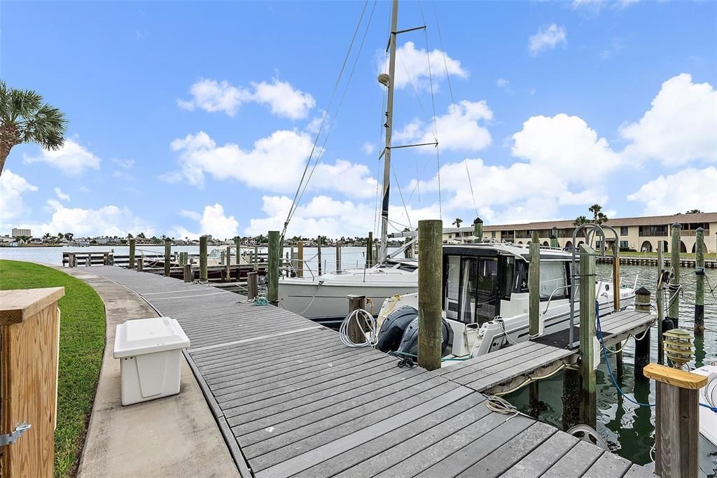 For Sale: $719,000 (3 beds, 2 baths, 2025 Square Feet)