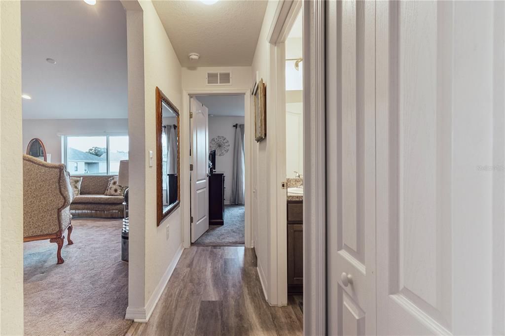 待售: $325,000 (3 贝兹, 2 浴室, 1868 平方英尺)