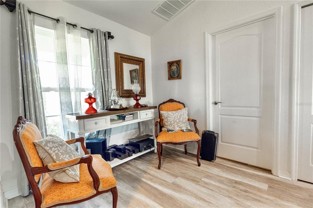 待售: $325,000 (3 贝兹, 2 浴室, 1868 平方英尺)