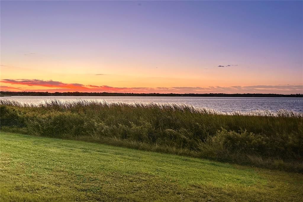 待售: $325,000 (3 贝兹, 2 浴室, 1868 平方英尺)