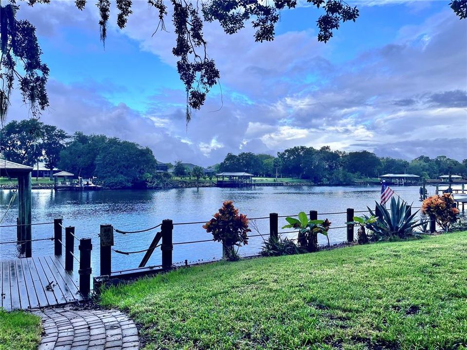 For Rent: $3,300 (2 beds, 1 baths, 1350 Square Feet)