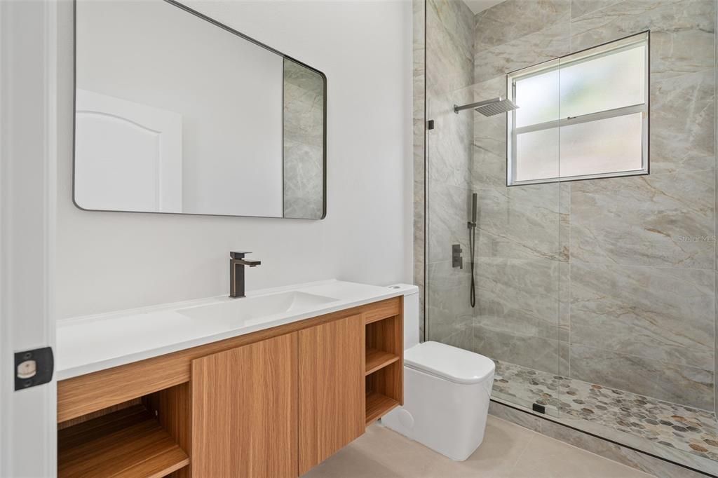 На продажу: $799,000 (3 спален, 2 ванн, 2518 Квадратных фут)