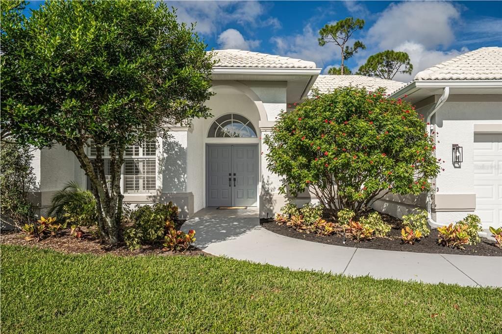 На продажу: $799,000 (3 спален, 2 ванн, 2518 Квадратных фут)