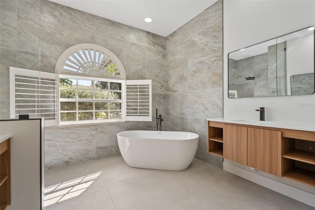 На продажу: $799,000 (3 спален, 2 ванн, 2518 Квадратных фут)