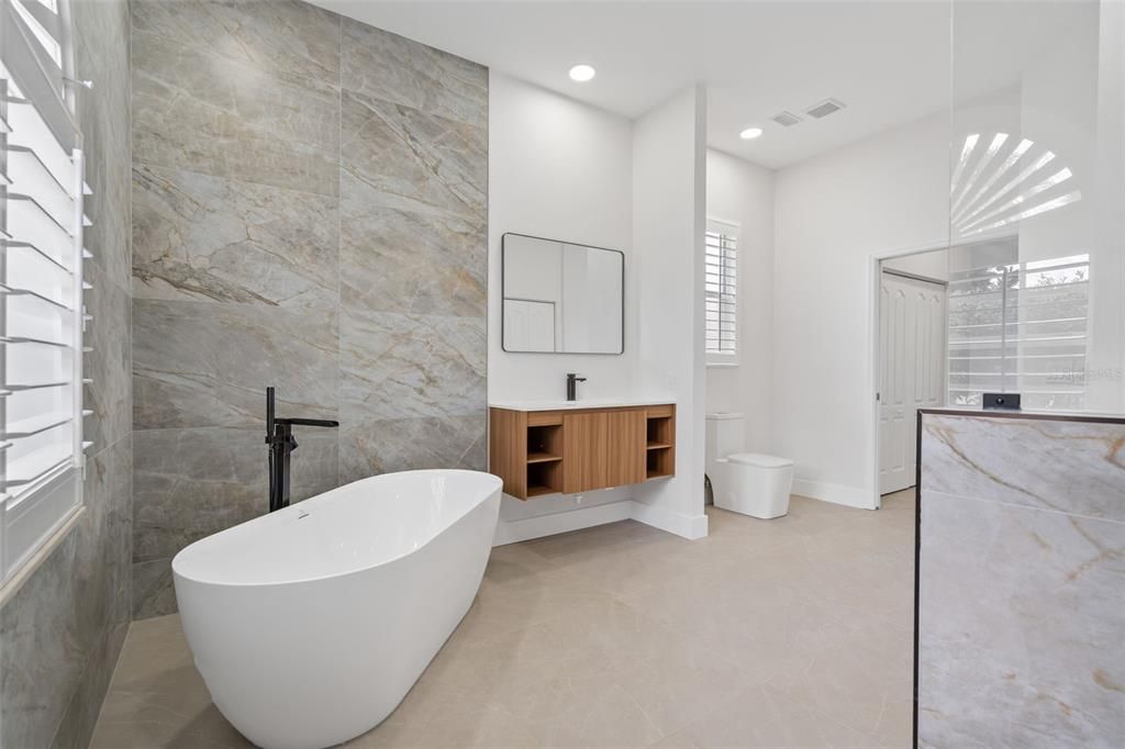 На продажу: $799,000 (3 спален, 2 ванн, 2518 Квадратных фут)