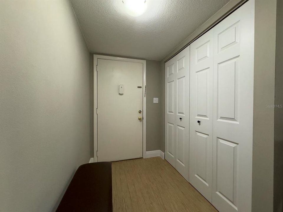 En Venta: $167,900 (2 camas, 2 baños, 1072 Pies cuadrados)