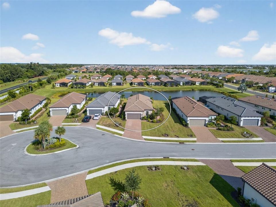 En Venta: $695,000 (3 camas, 2 baños, 1926 Pies cuadrados)