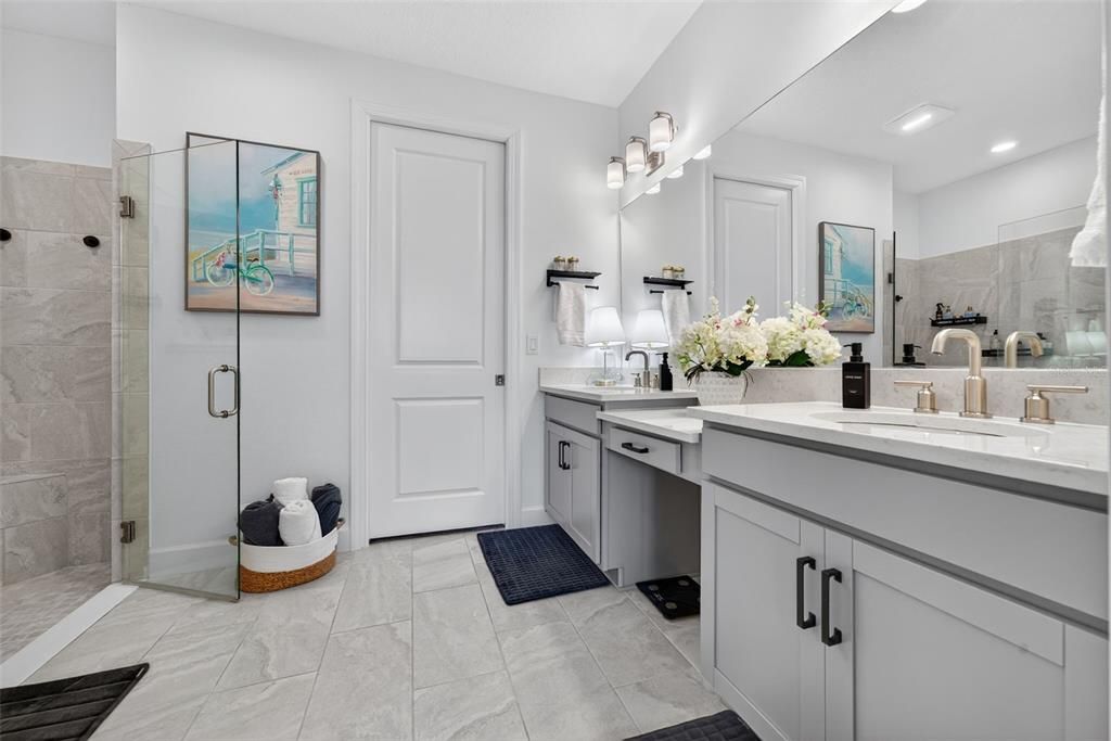 En Venta: $695,000 (3 camas, 2 baños, 1926 Pies cuadrados)