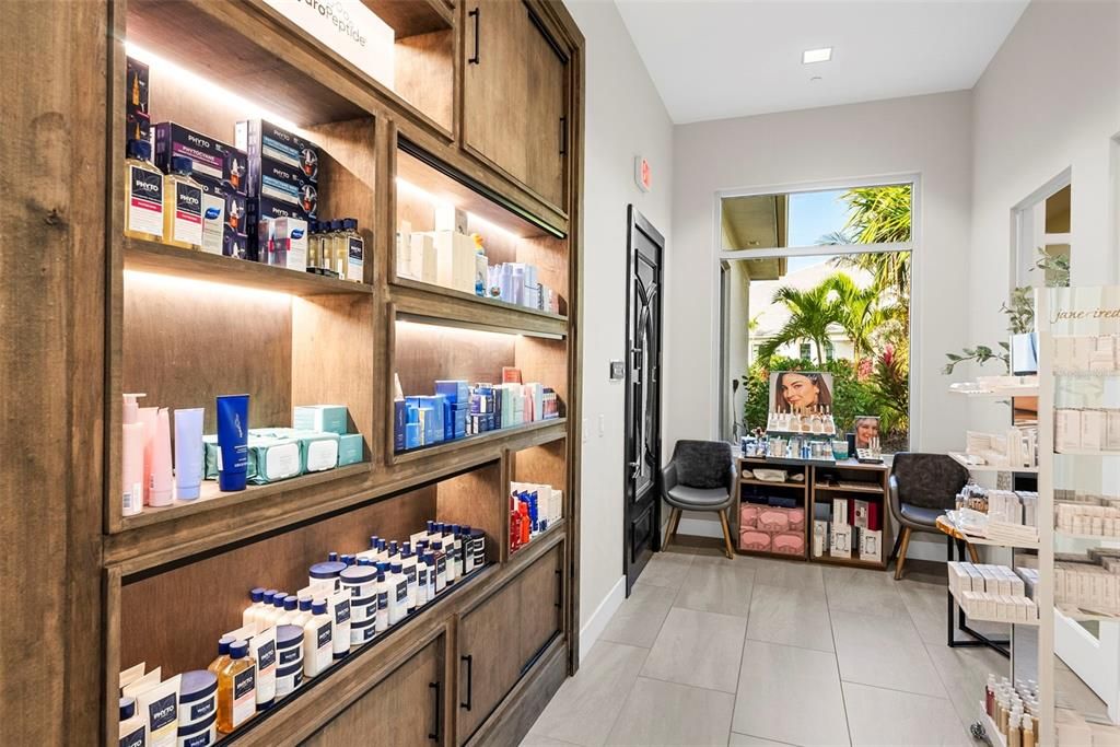 En Venta: $695,000 (3 camas, 2 baños, 1926 Pies cuadrados)