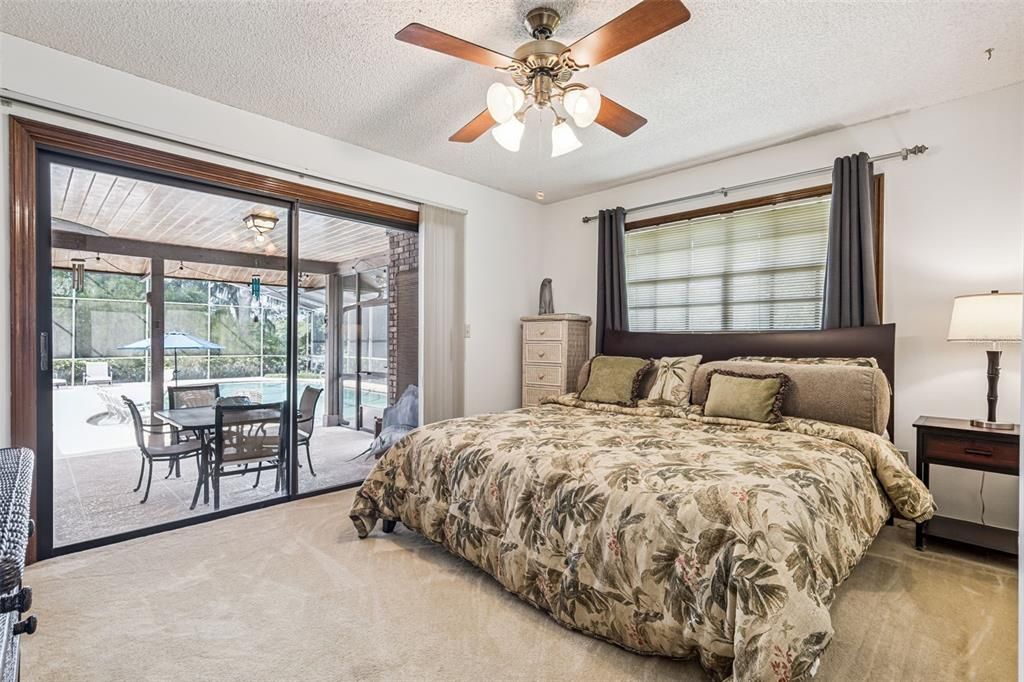 Active With Contract: $899,000 (4 beds, 3 baths, 3024 Square Feet)