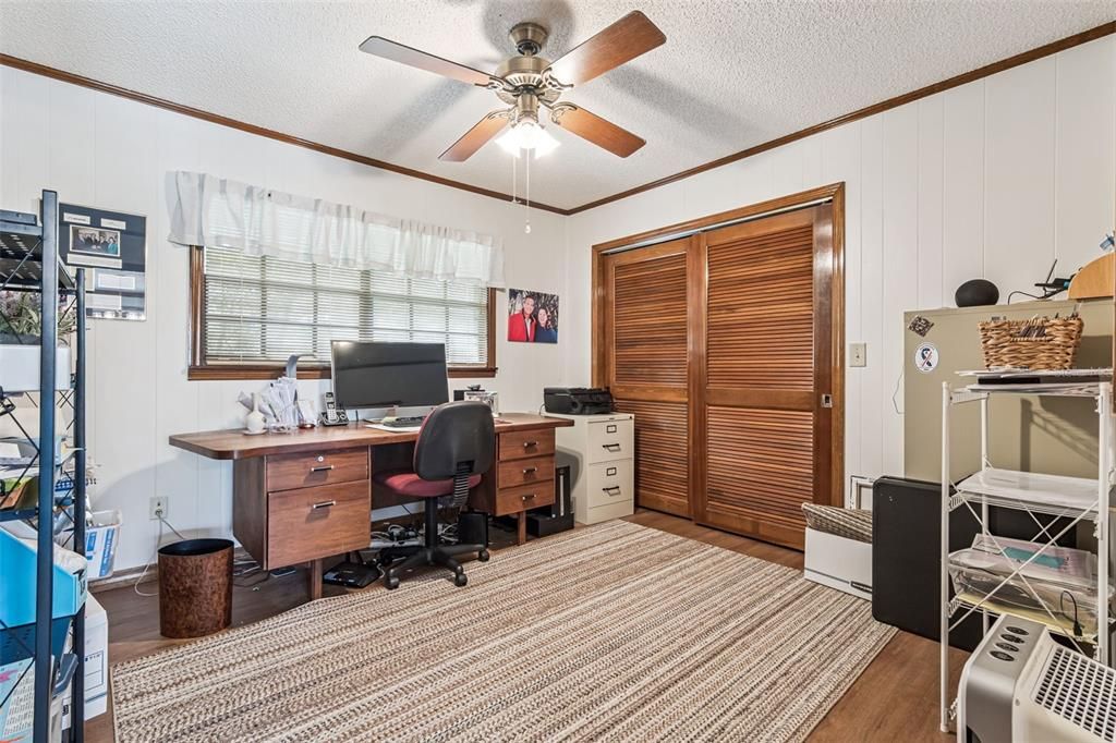 Active With Contract: $899,000 (4 beds, 3 baths, 3024 Square Feet)