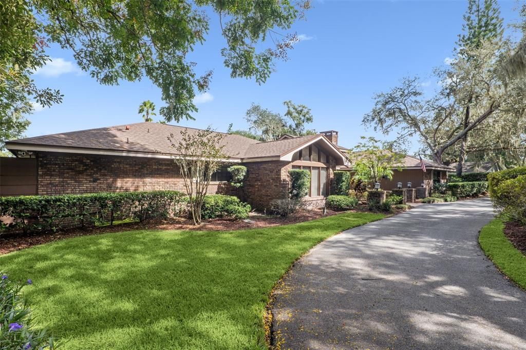 Active With Contract: $899,000 (4 beds, 3 baths, 3024 Square Feet)