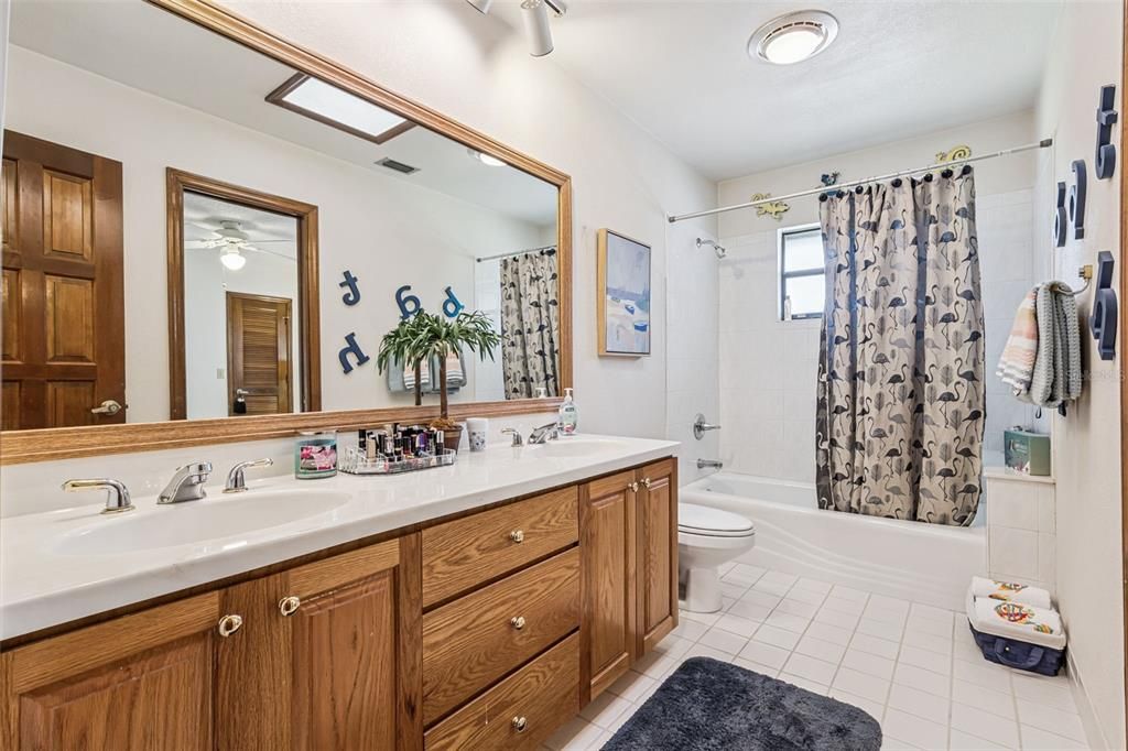 Active With Contract: $899,000 (4 beds, 3 baths, 3024 Square Feet)