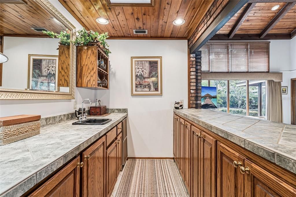 Active With Contract: $899,000 (4 beds, 3 baths, 3024 Square Feet)