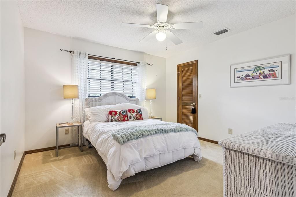 Active With Contract: $899,000 (4 beds, 3 baths, 3024 Square Feet)