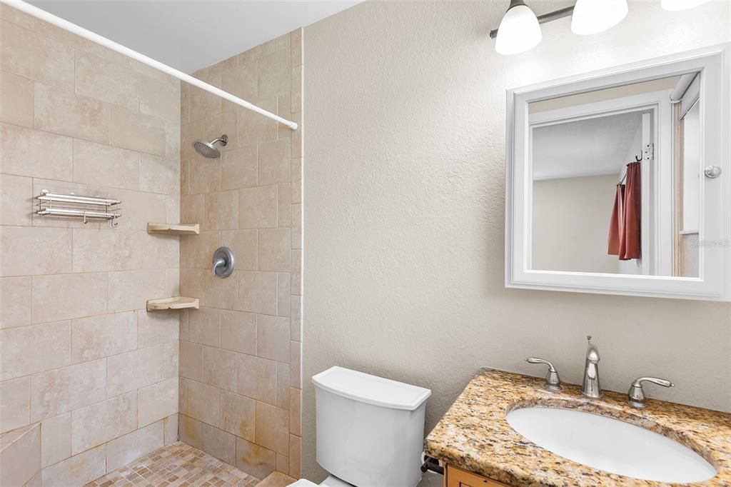 En Venta: $449,000 (3 camas, 2 baños, 1500 Pies cuadrados)