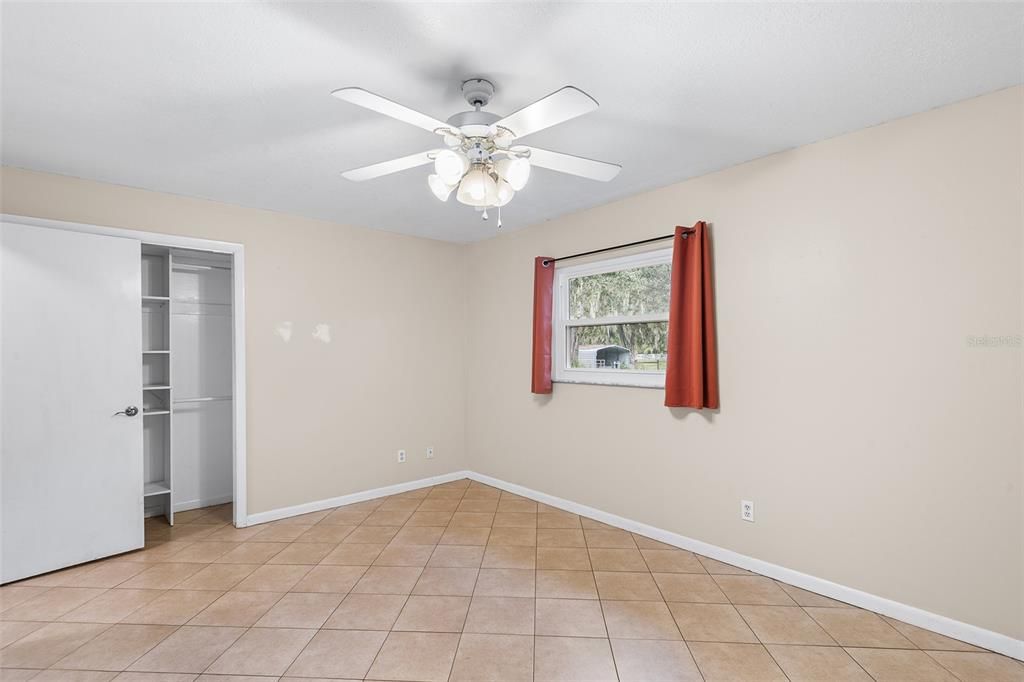 En Venta: $449,000 (3 camas, 2 baños, 1500 Pies cuadrados)