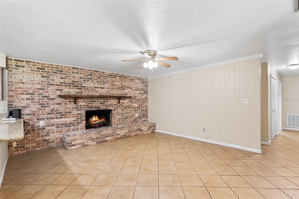 En Venta: $449,000 (3 camas, 2 baños, 1500 Pies cuadrados)