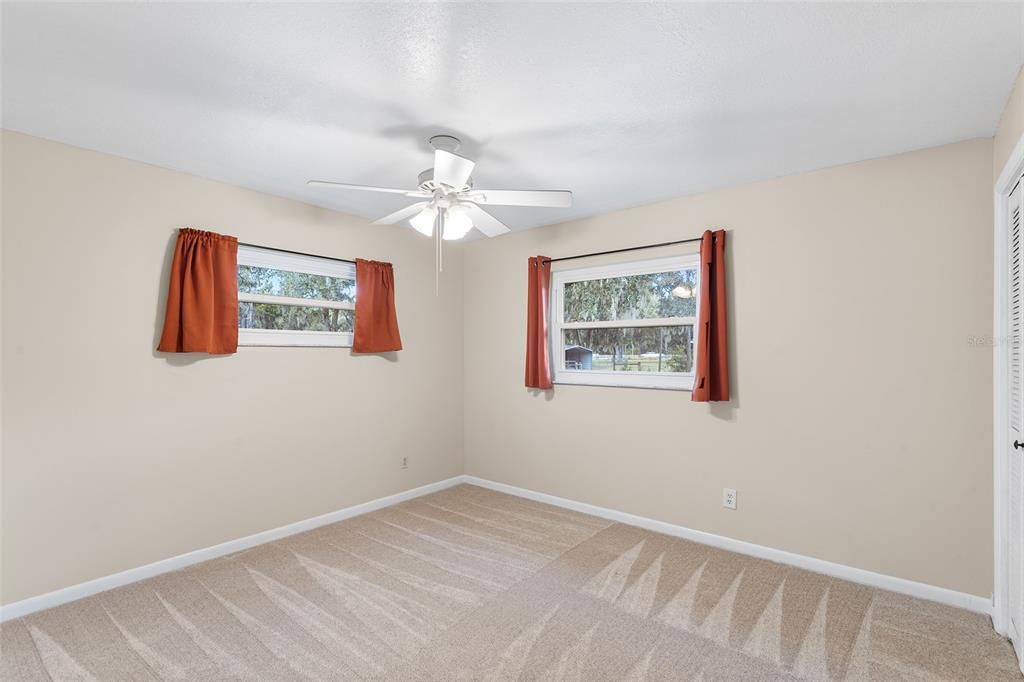 En Venta: $449,000 (3 camas, 2 baños, 1500 Pies cuadrados)