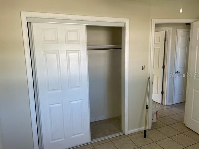 For Rent: $1,925 (3 beds, 1 baths, 1214 Square Feet)