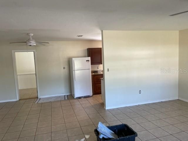 For Rent: $1,925 (3 beds, 1 baths, 1214 Square Feet)