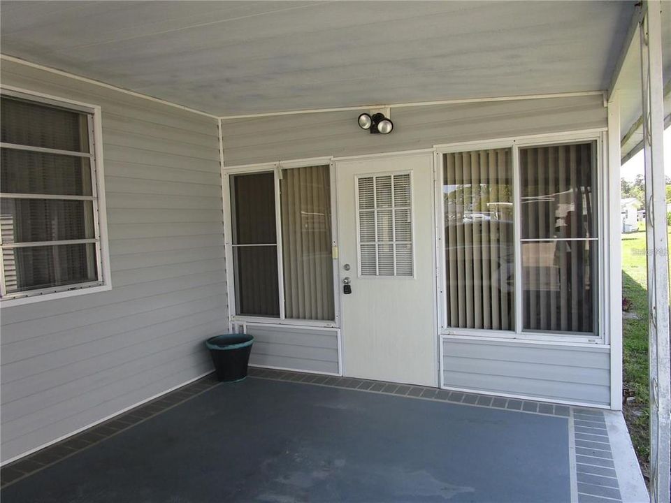 待售: $119,900 (2 贝兹, 2 浴室, 1294 平方英尺)