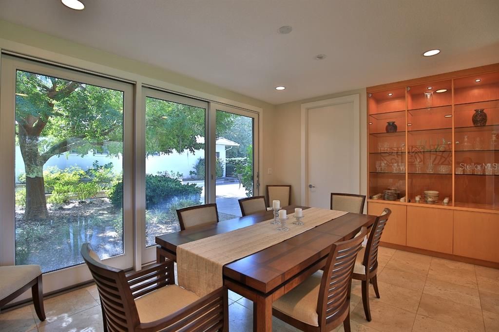 For Sale: $2,390,000 (3 beds, 4 baths, 4844 Square Feet)