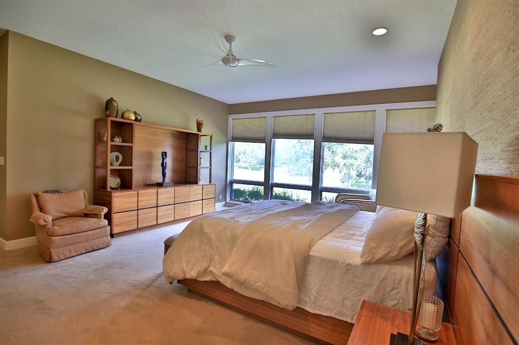 For Sale: $2,390,000 (3 beds, 4 baths, 4844 Square Feet)