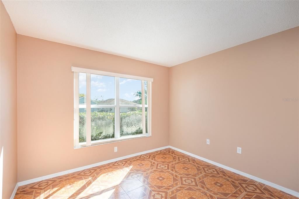 待售: $350,000 (3 贝兹, 2 浴室, 1227 平方英尺)